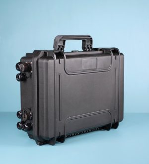 VALISE-controle-SUTDIO-34-DEBOUT-P1080560